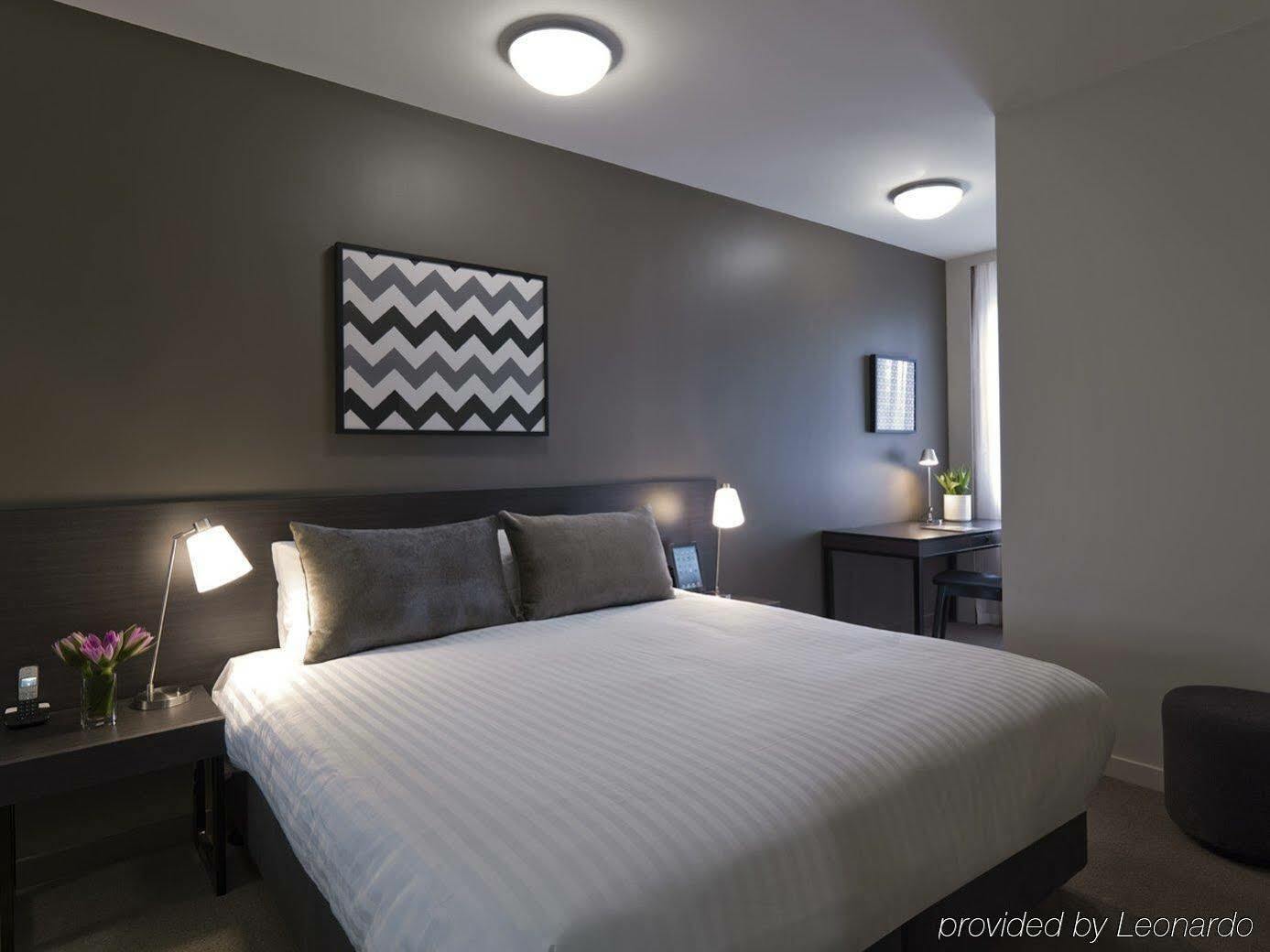 Punthill Norwest Aparthotel Bagian luar foto