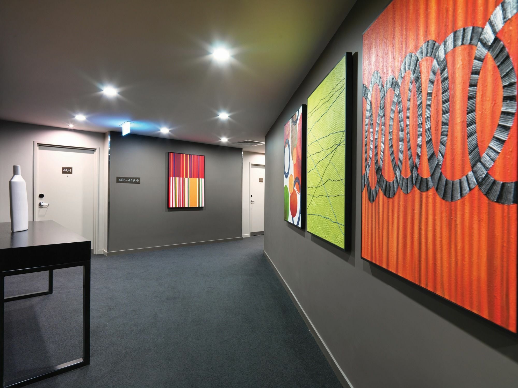 Punthill Norwest Aparthotel Bagian luar foto